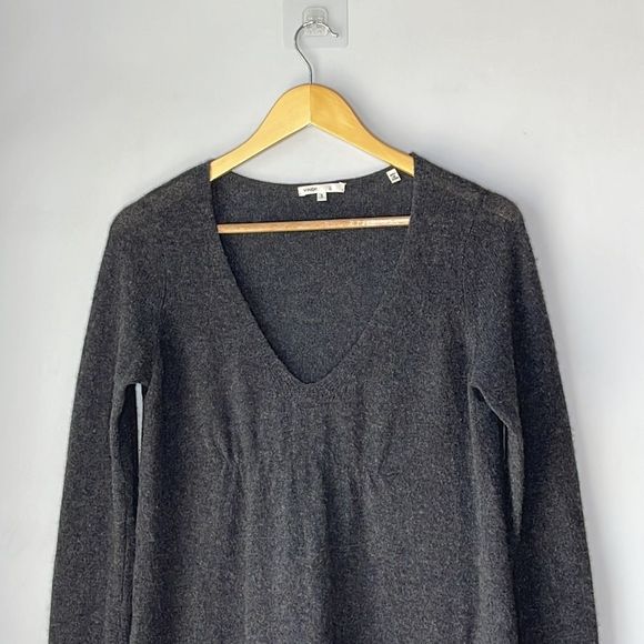 Vince Dark Grey V-Neck Cashmere Sweater - Picture 3 of 9